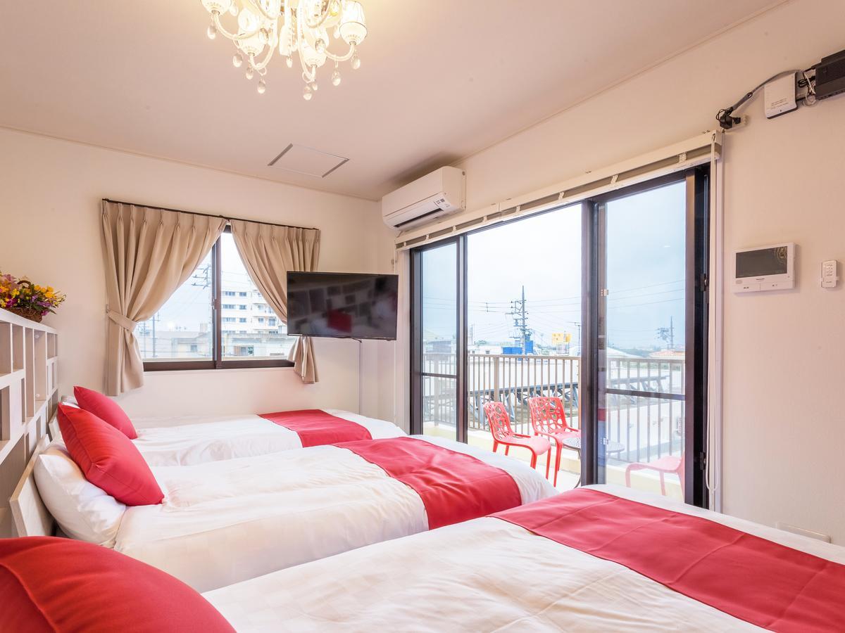 Kariyushi Condominium Resort Yomitan Ryukyu Tabikan In Zampamisaki Buitenkant foto